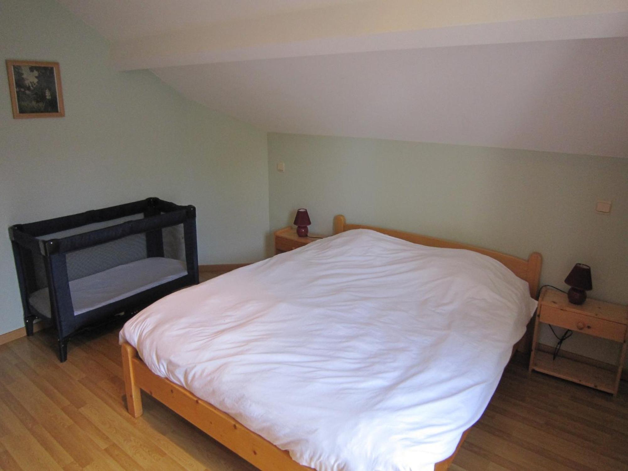 Contemporary Holiday Home In Houffalize With Private Garden エクステリア 写真