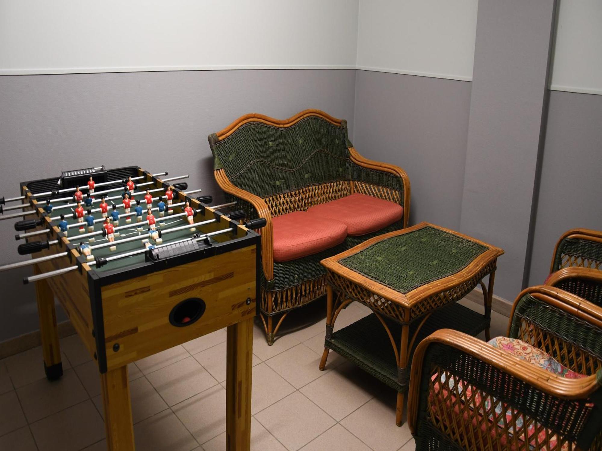 Contemporary Holiday Home In Houffalize With Private Garden エクステリア 写真