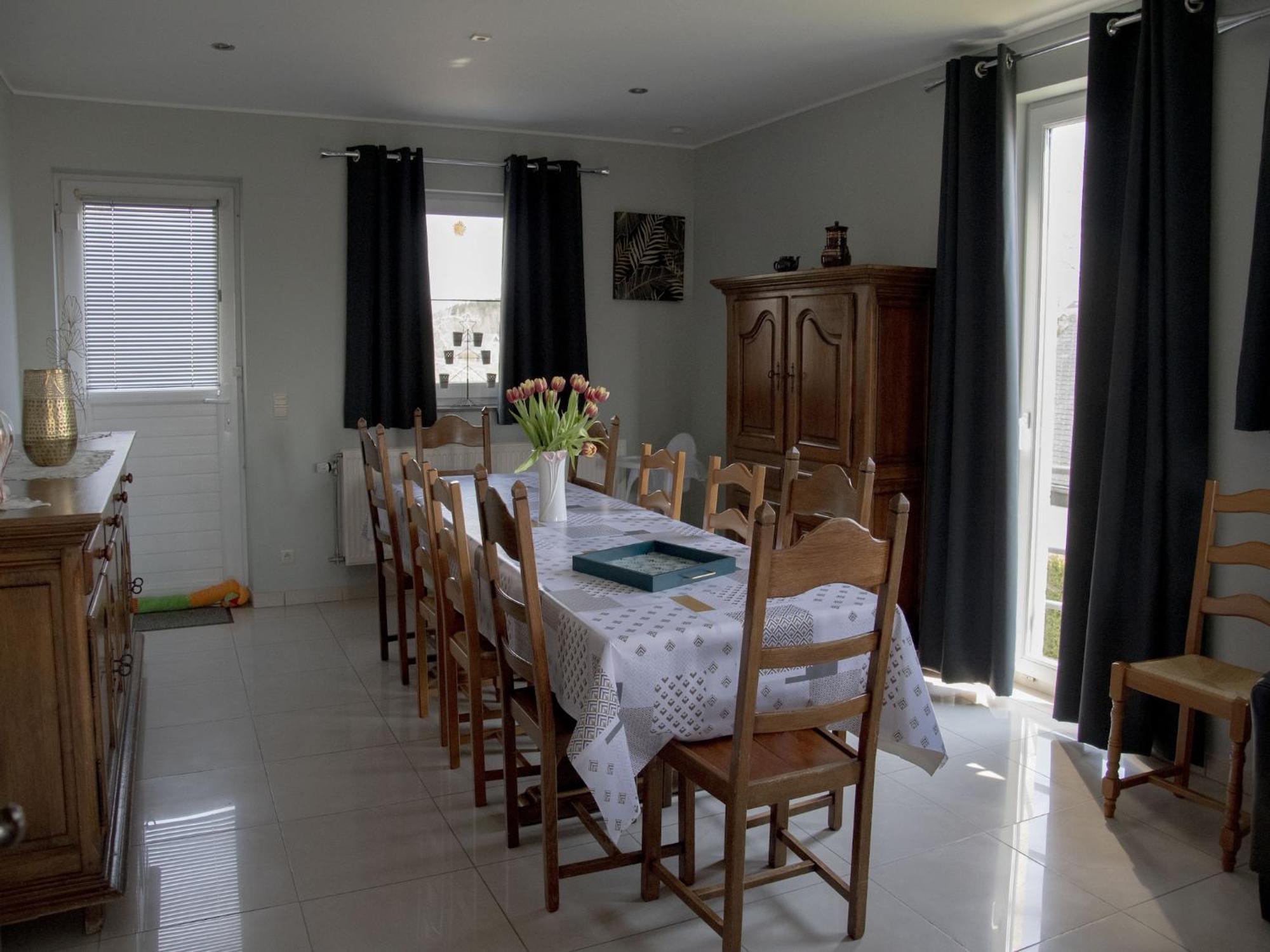Contemporary Holiday Home In Houffalize With Private Garden エクステリア 写真